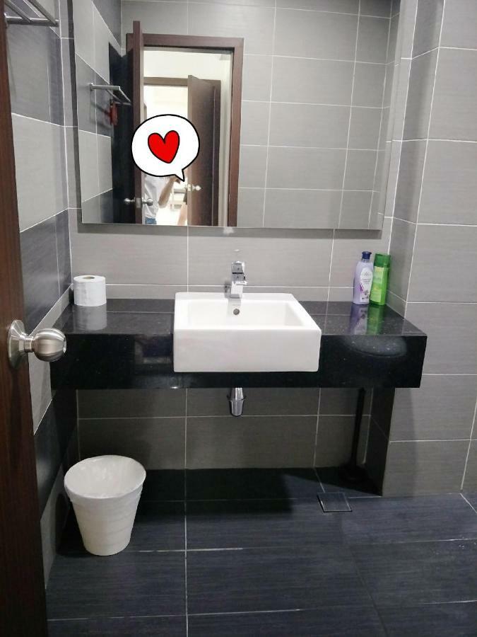 Pangsapuri Jb City D'esplanade Shopping Mall 3 *